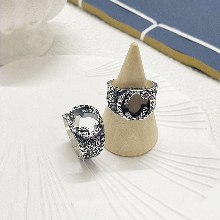 G*u*i rings